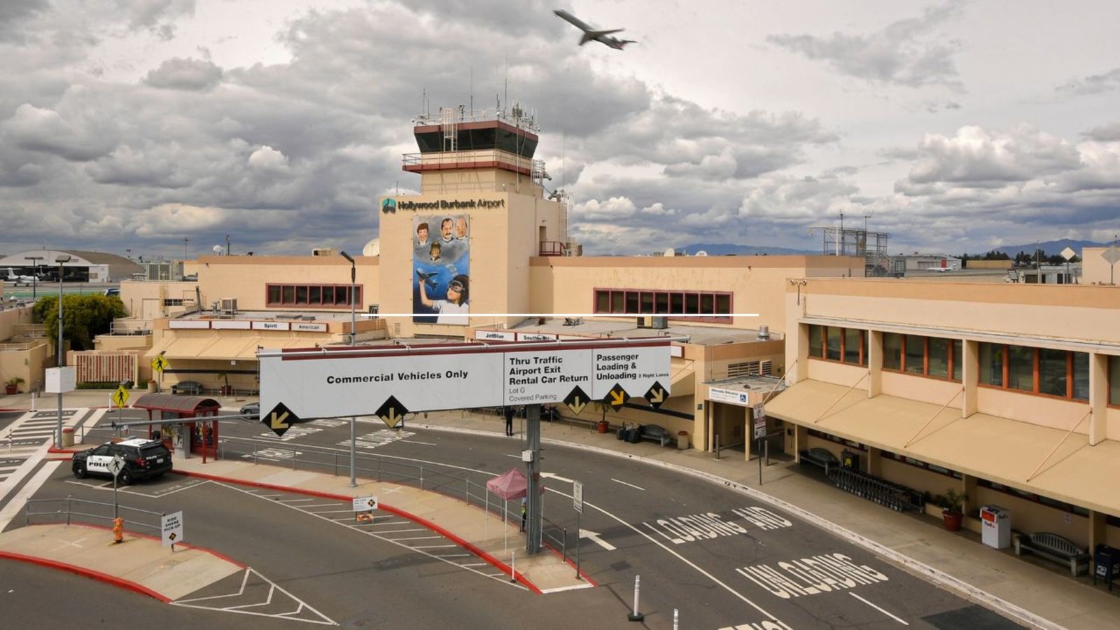 United Airlines BUR Terminal – Hollywood Burbank Airport